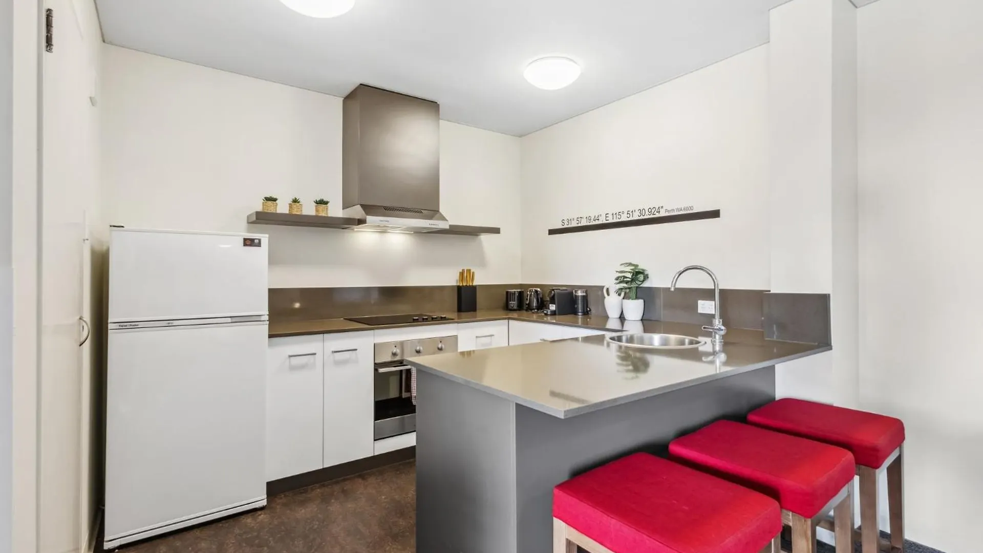 Cozy 2-Bedroom Apartment With City Views 珀斯 澳大利亚